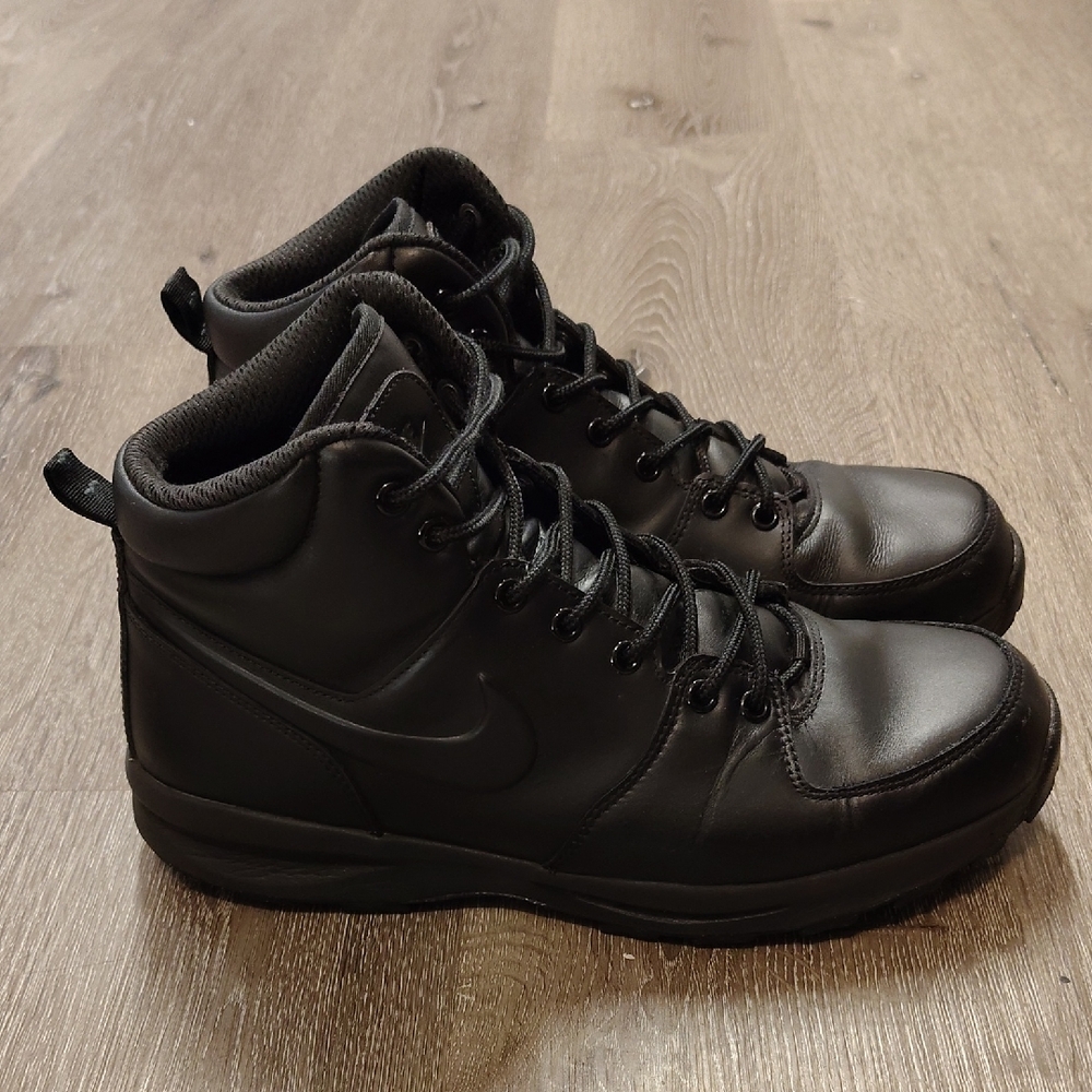 Nike Men's Black Leather Boots Sz 12